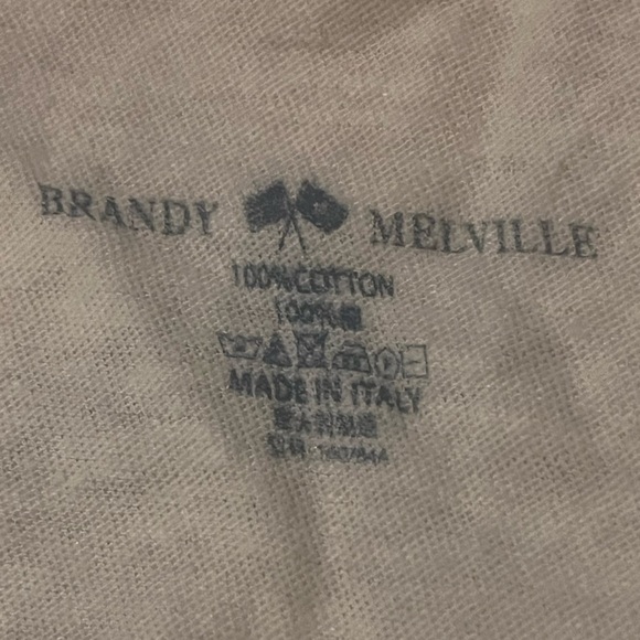 Brandy Melville Top - Picture 3 of 6